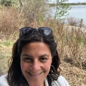 Meet your Posher, Melissa